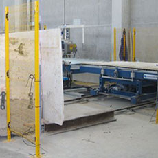Cross cutting line for large slabs